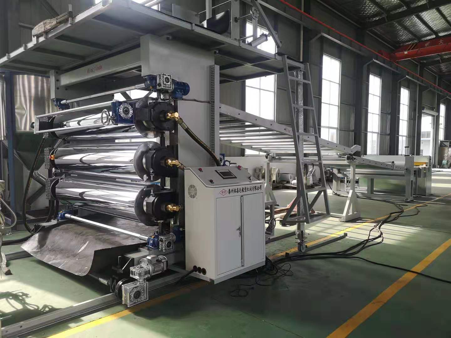 PP片材擠出機（新型）PP片材生產設備（新型）